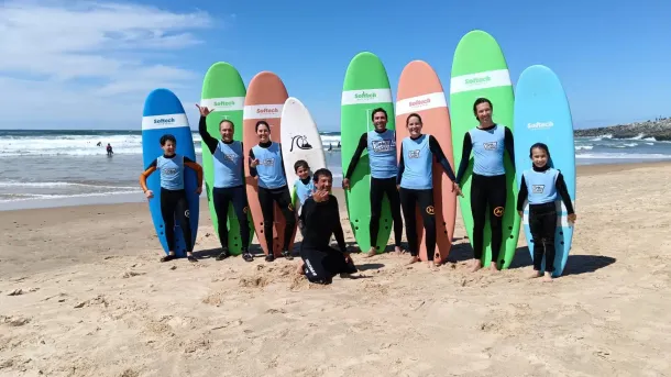 ambiance décontractée dans nos cours de surf